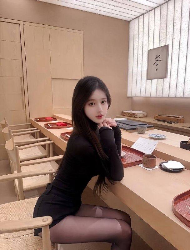 #福州 宾利🌸06年 身高174  图片 4