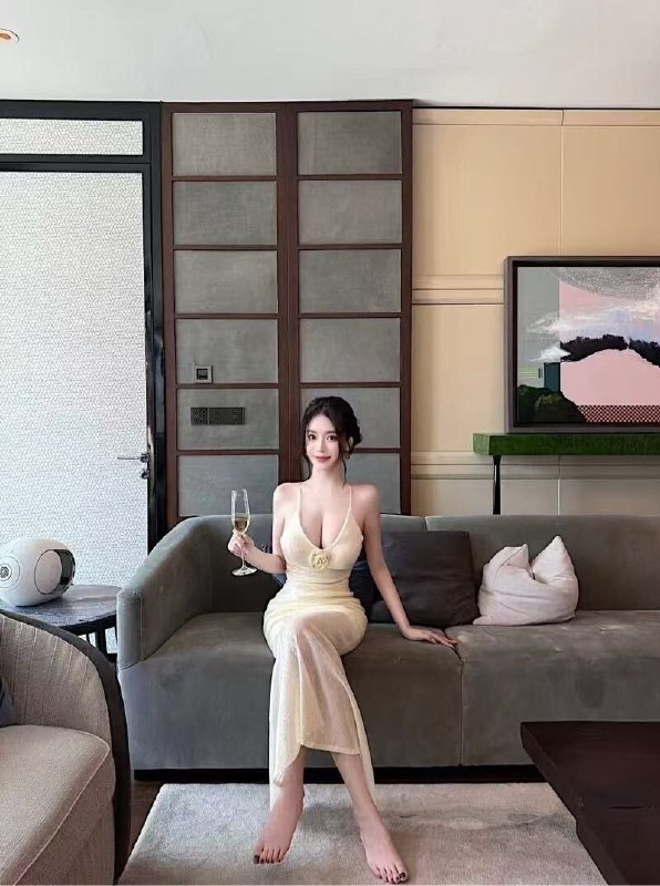  𝐇𝐞𝐢𝐠𝐡𝐭身高｜170     𝐀𝐠𝐞年龄｜22岁 图片 3
