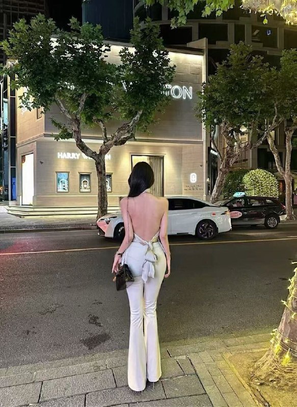  𝐇𝐞𝐢𝐠𝐡𝐭身高｜170     𝐀𝐠𝐞年龄｜22岁 图片 5