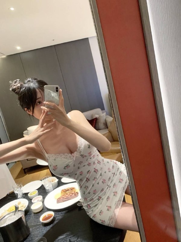 年龄 Age:03 图片 2
