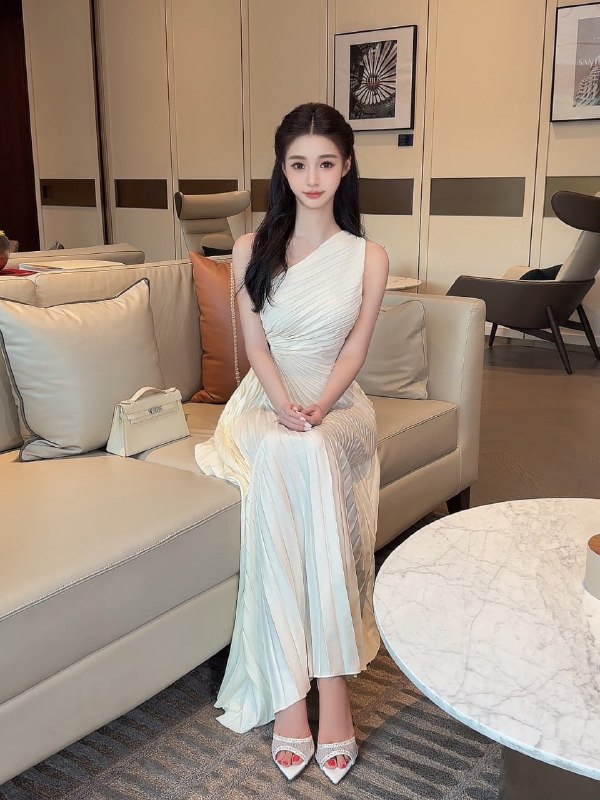 • 𝐇𝐞𝐢𝐠𝐡𝐭身高/170 图片 2