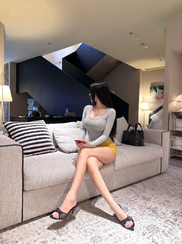 平面模特兼职短开  图片 2