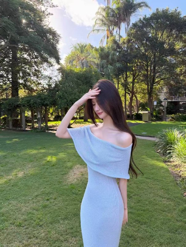 婕妤 初来乍到新人全身无整 图片 2
