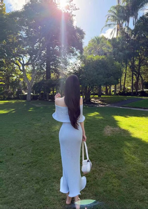 婕妤 初来乍到新人全身无整 图片 3