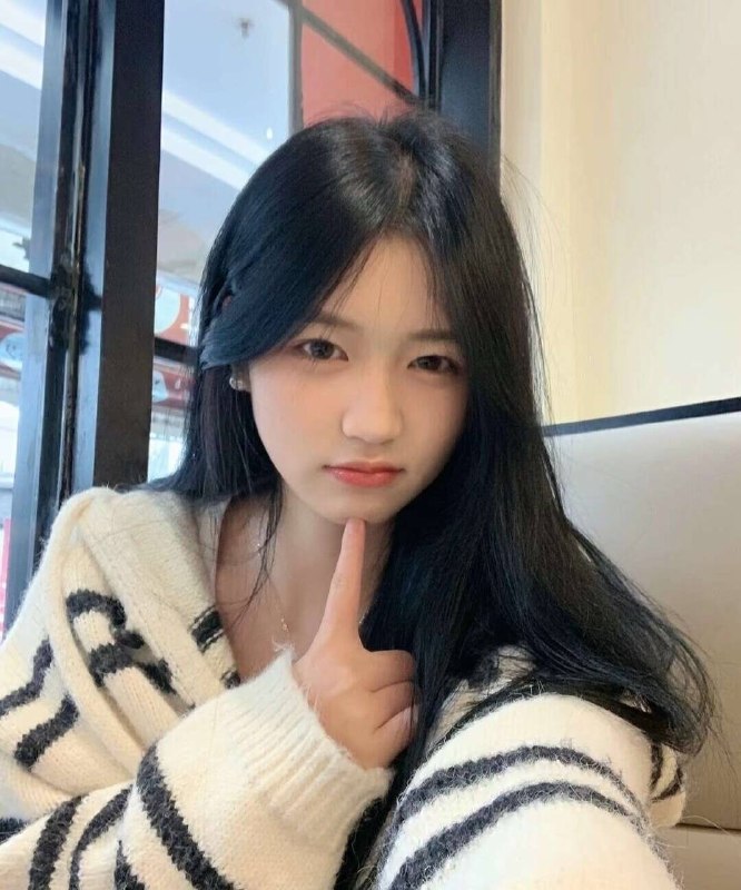✿06年短期兼职🍑真新人🍑下面超紧 图片 2