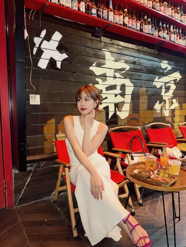 职业：护士  年龄：24  身高：173 图片 2