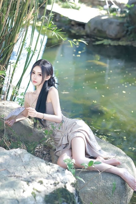 170D/02年🉑69舌吻 图片 2