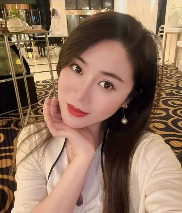 硚口个人小姐姐 图片 1