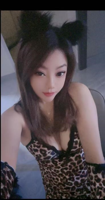 口活体验一绝小少妇 图片 1