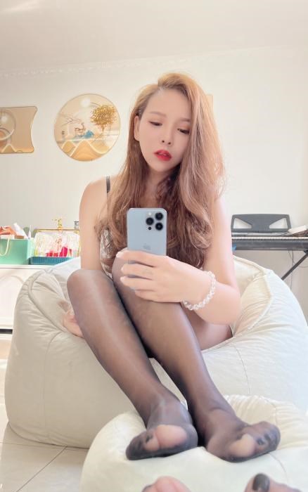 虎门黑丝情趣骚妇萱萱 图片 1