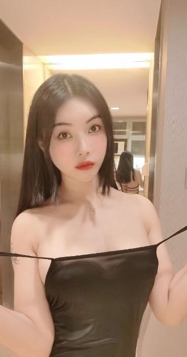 风骚服务好女友柠檬 图片 1