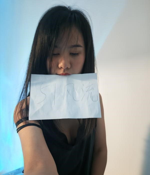 水床激情安琪儿 图片 1