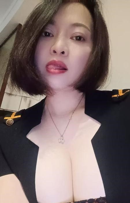 E奶少妇夏沫 图片 1