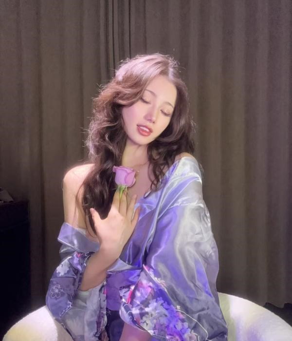 东港女王凯瑟琳 图片 1