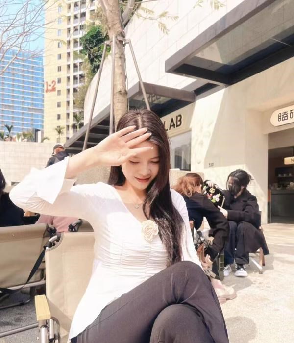 广州长腿静静 图片 1