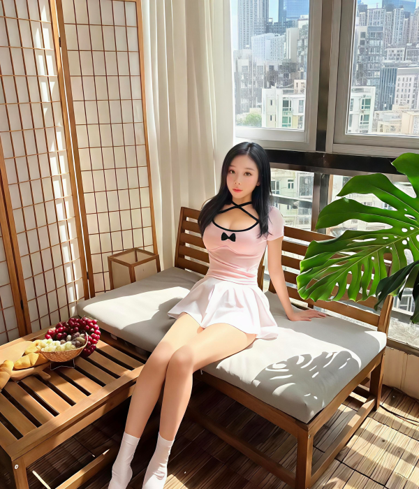 性感丰满中韩混血小小 图片 1
