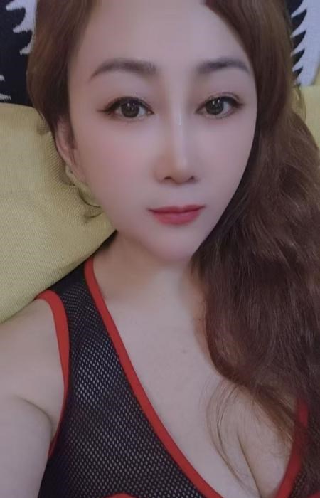武汉SM贱妇 图片 2