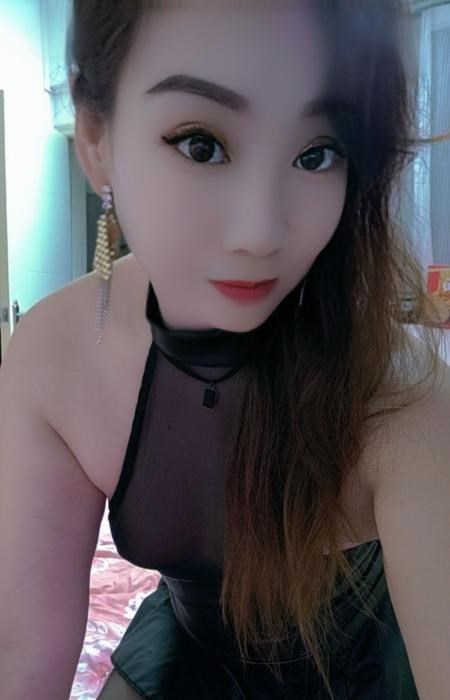 丰满少妇凤姐 图片 1