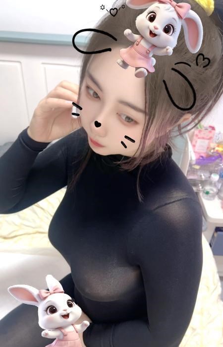 丰乳肥臀三通小姐姐 图片 1