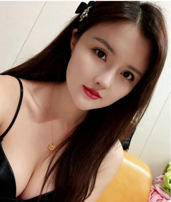 颜值女友李一桐 图片 1