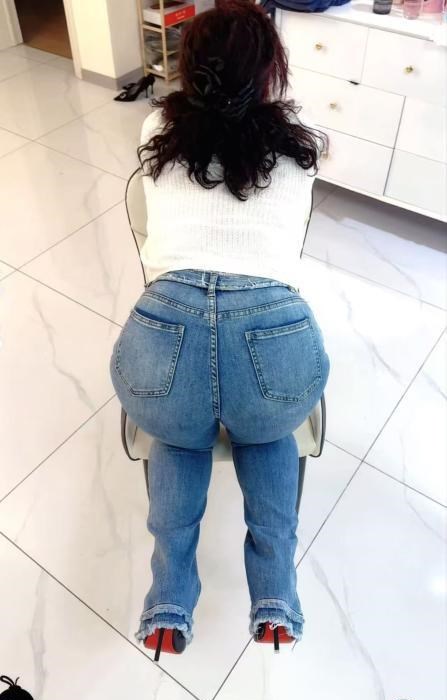 包河少妇D杯楚楚 图片 1