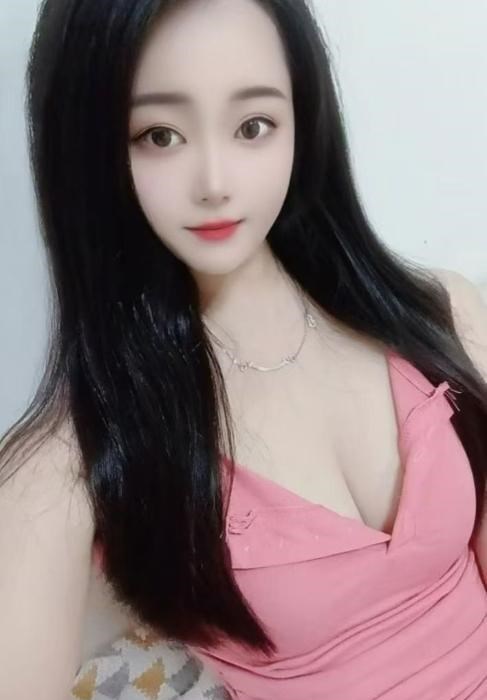瑶海深喉御姐 图片 1