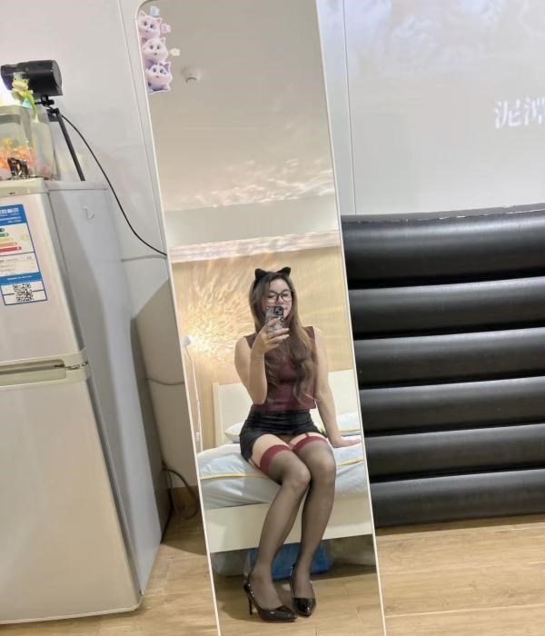 宝安骚露老师 图片 2