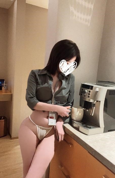 温柔可爱女友林芮 图片 1