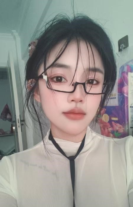 江苏张家港小骚货 图片 1