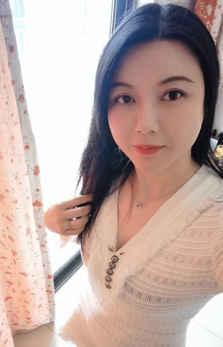 园区大奶少妇啊朱 图片 1