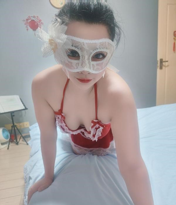 深喉女王回归 图片 3