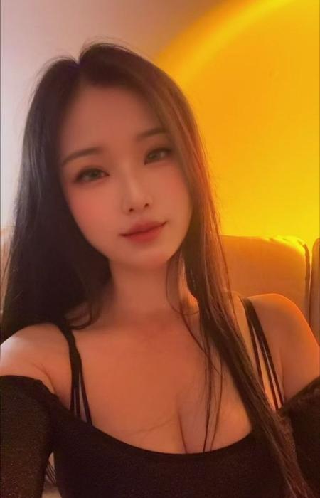 坂田高颜值晚萤 图片 1