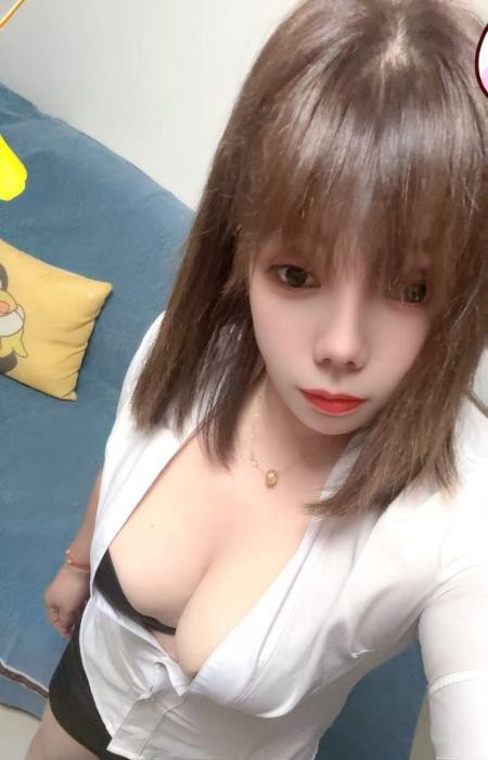肥臀的姐姐 图片 1