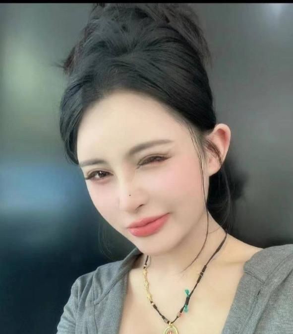 气质高挑服务系小姐姐 图片 3