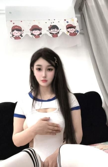 闵行制服诱惑大波妹 图片 4