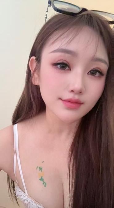 大奶易高潮小甜甜 图片 4