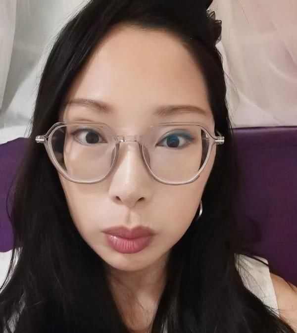 闷骚少妇芯芯 图片 2