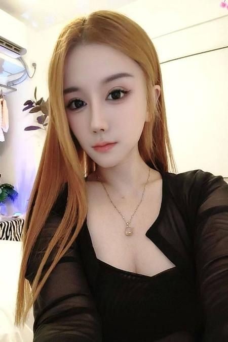 岳麓性感御姐岁岁 图片 2