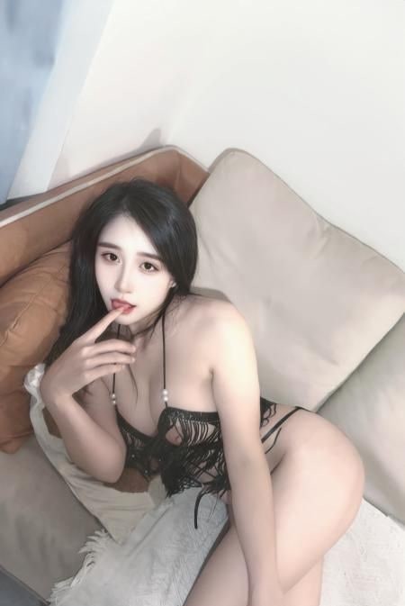 雨花舌吻骚波波 图片 2