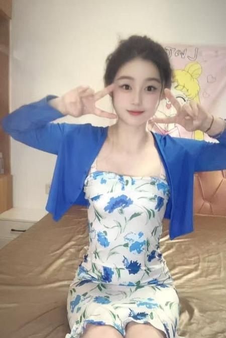 骚浪服务风骚悠悠 图片 4