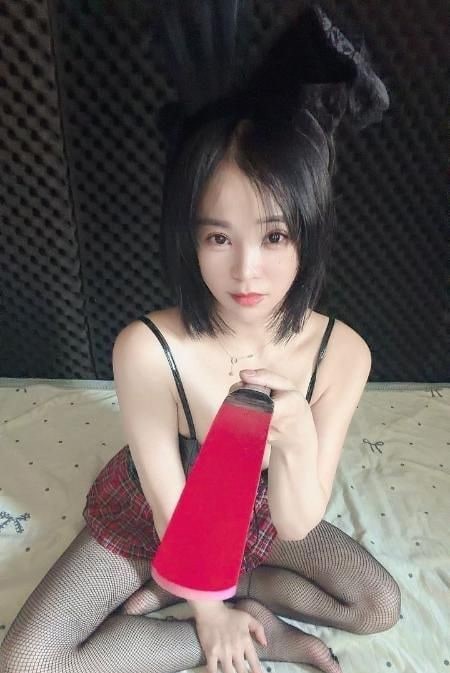 上城SM调教妃儿 图片 3