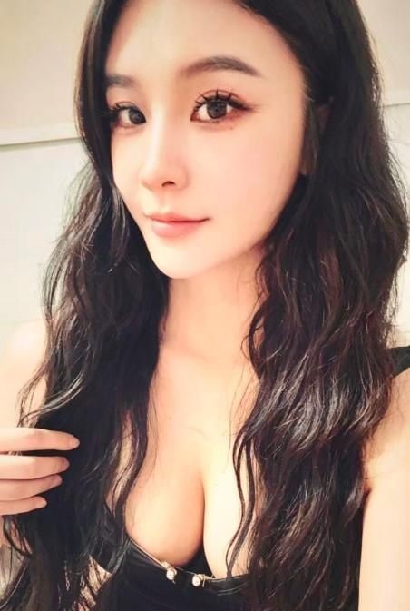 巨乳颜值倩倩 图片 1