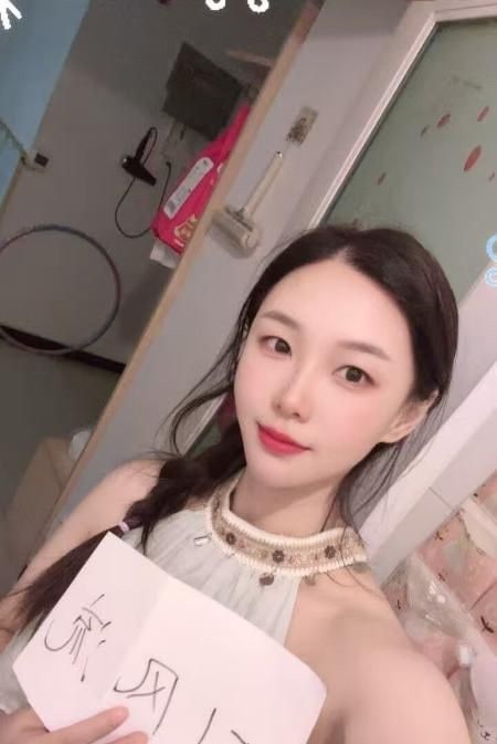 寂寞骚女 图片 4