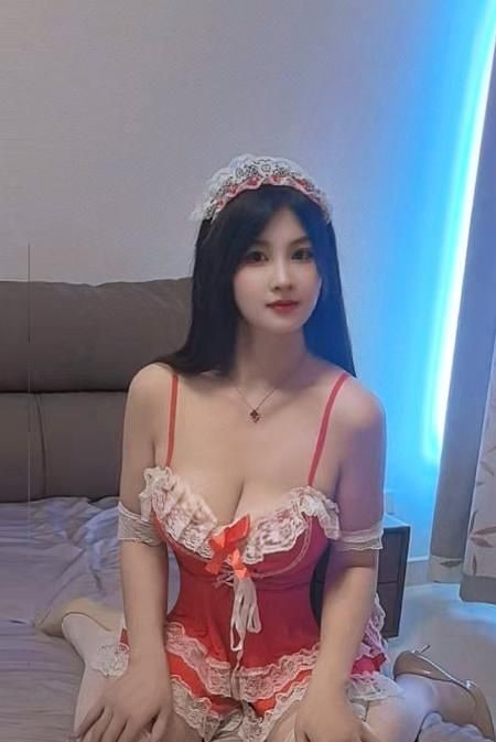 乖乖厨娘 图片 2