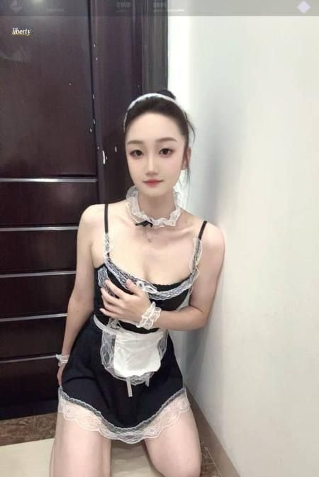 身材比例好颜值小怡 图片 4