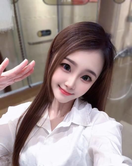 西湖大胸诗诗 图片 2
