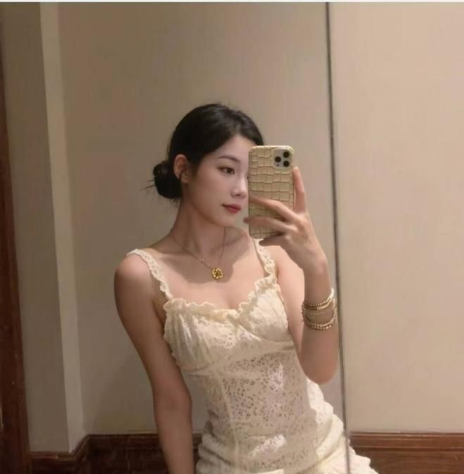 极品小风骚御姐 图片 2