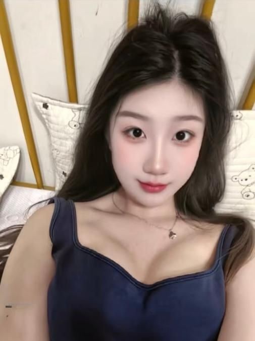 在校兼职嫩妹大长腿 图片 3