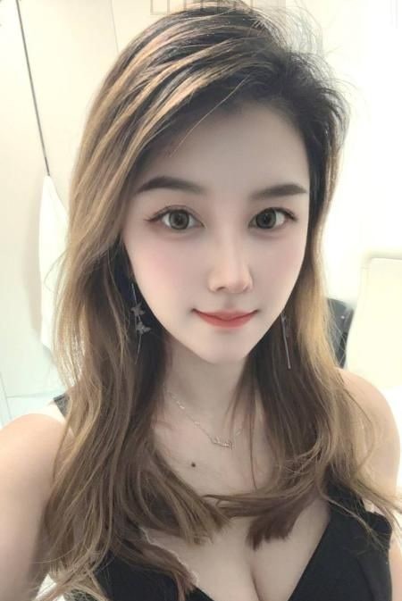 风骚服务系翘臀老师
