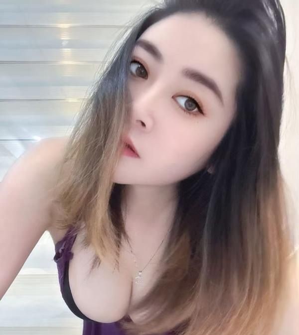 大奶榨精少妇 图片 2